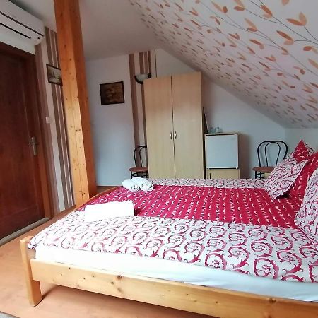 Joos Apartman Sárvár Esterno foto