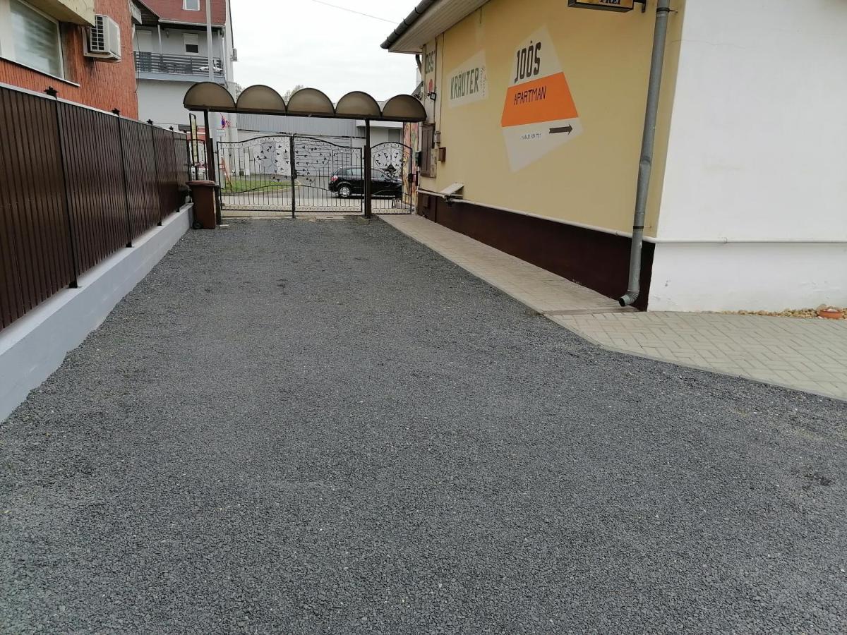Joos Apartman Sárvár Esterno foto
