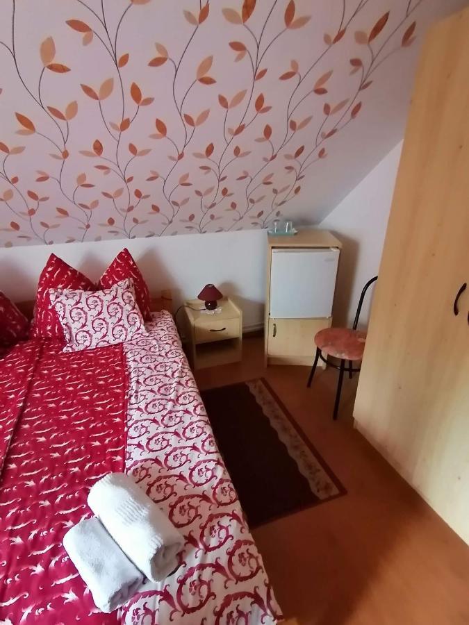 Joos Apartman Sárvár Esterno foto